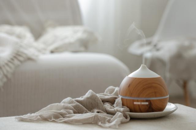 *ESSENTIAL OILS - RELAX AND REFRESH COLLECTION